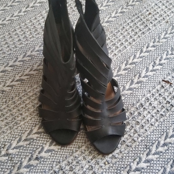 Zapato - Picture 4 of 4